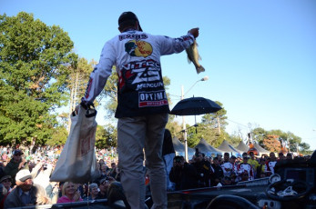 9DFDD838-23AA-4D7C-8763-2AA721C10DEA