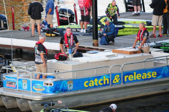 9E03F43A-39D6-4610-AFB5-C2D9824BD6A2