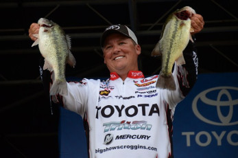 9E12F8A8-B489-4064-AFB2-55BF4A82BB49