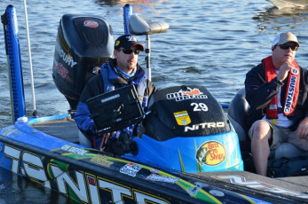 9E3A5E0A-EA3F-4795-82BB-60080FD740F1