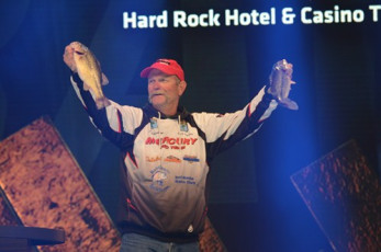 9E43AEF3-AA0B-42DA-8E1F-3EB6701F6D83