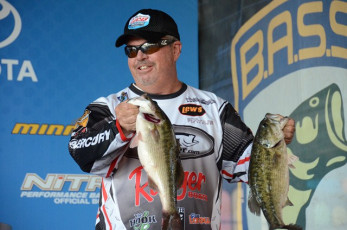 9E95AC4E-CB3D-4290-B77D-646E45ECE2DC