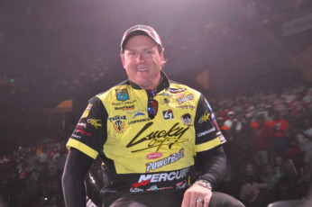 9EC15EEC-FEAC-4C72-A525-99D9FEBAA91F