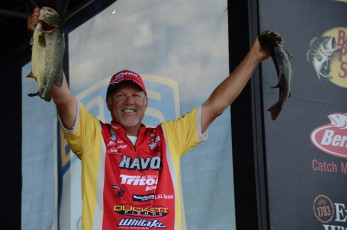 9F17B81D-7121-4513-ACA3-E875DAB55156