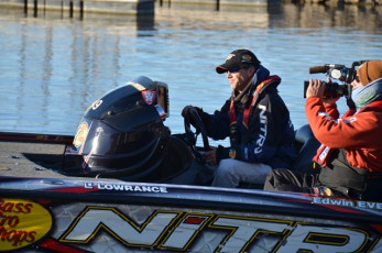 9F2735DD-0B5D-4786-AFF0-5A31DF681511