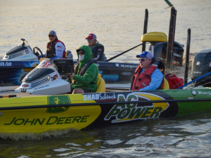 9F8E1509-59AB-42CB-86D2-809127861763