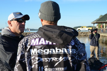 9FA216F9-7C21-460B-B4FA-069FA9EA6F0C