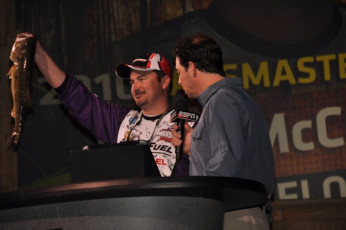 A0E197FE-8F4C-421C-B6D3-968C33A7BB4E