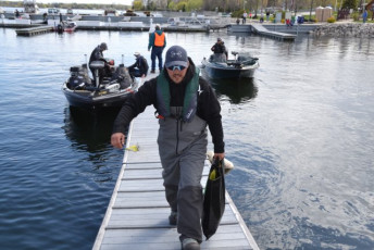 A1295783-81B4-4071-B3F1-454587532E08