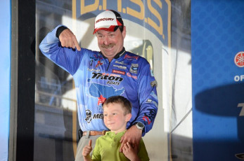 A1B529DB-C052-42B4-9397-3842D3F0B57F