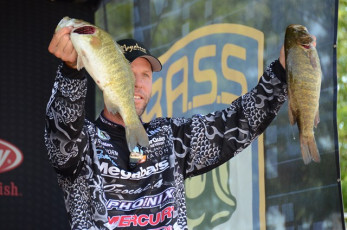 A24BF0BC-45B7-4882-8696-83A25FF299A8