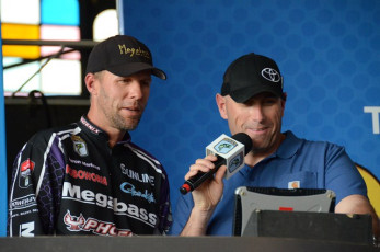 A2AE320E-DF38-4C5A-B10B-A2D5981660C2