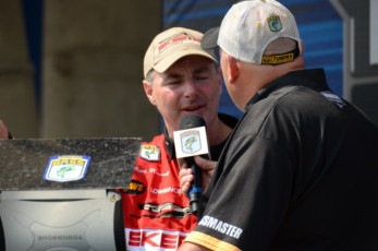 A35EE2FB-992E-4B3B-85A1-107D4FD460A2