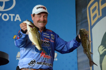 A3C20D26-2142-4A6F-B23D-079EF093DEAF