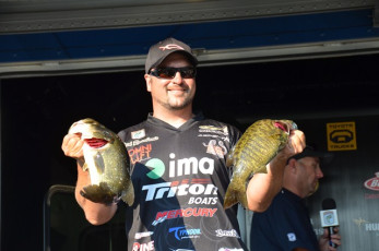 A42CCC76-1FAF-449C-8333-F96F6AB0995A