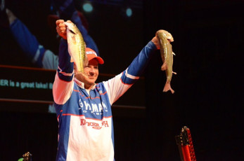 A48CCC7B-3CAB-4F7A-AF2E-482BBBE78832