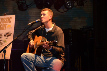 A4AC3D94-B3D3-4DDC-8738-D56EA21AC741