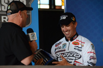 A4C9EC6C-7CCB-4994-AB86-2E6935CC71CF