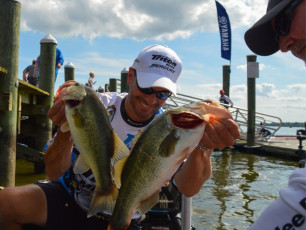 A523A79A-AC80-41BA-8643-7058C00EEF2A