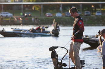 A613F831-5BB2-4A3E-A368-34073C40394A