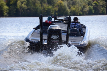 A6CB3856-7691-4C74-B479-694FB3C64F5C