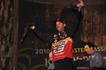 A7DDB3DF-747F-4396-8677-012A31F1EEB3