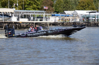 A8FA2914-5E6A-4721-AC30-790F08EE8D93