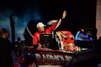 AAAA8888-7781-4E3D-A2D4-694F46CB9CEB