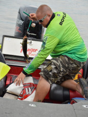 AB81D7EB-0198-42FE-AAC5-09142122217E