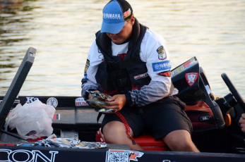 AB948002-FD36-422F-948C-B0106A00673B