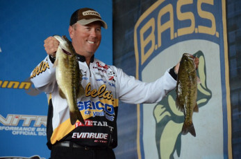 ABB25149-C264-4F30-8DC2-F022541E60C9