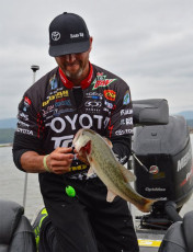 AC532455-321E-475A-BC1C-EB7BCEDA8276