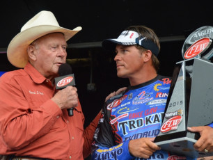 AC6F9592-09F0-48D2-B1ED-8187E6A82CC7