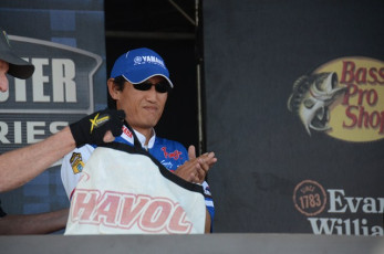 ACF13322-3D70-484B-8F42-E3BB8B17F103