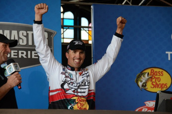 ADEDE8D7-007D-449F-9160-05EBB57AA0D0