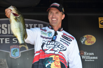 AE544DBA-D69D-481B-A2AB-BE4F40ECD215