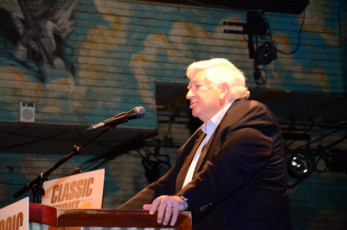 AED58F96-F7DD-4ABF-95A1-0090D03F2076