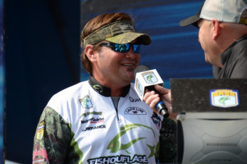 AEFAF03D-3BD0-4755-A4BE-7C54EF33FF5C