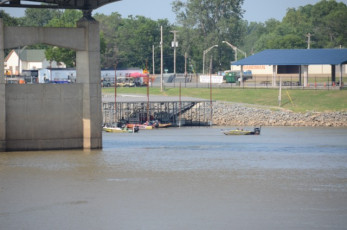 AF3B76EF-9AEA-48B0-9F49-51C01EA65C3E