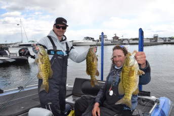 AF4EB2CC-B5A5-49E8-844B-48C692500305