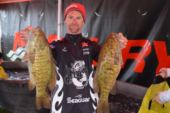 AF9B3047-53E1-4BF7-A6CB-10C090136B46