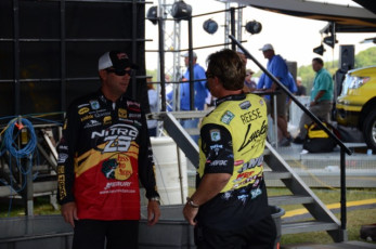 AFE8F50E-BDF9-4BB3-968A-BC209F1110EF