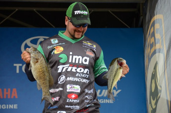 B000B906-158E-423D-85BF-D5CC7569A4F6