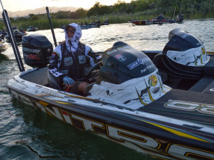 B019EDB7-A546-48FB-843E-1F38135EE40D