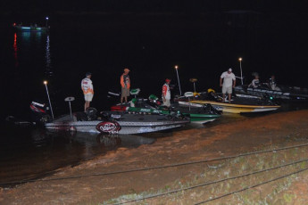 B0558D89-1D41-4CF2-9123-8A42A404BD90