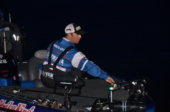 B06C1CE9-82BF-4F1B-90B2-6572E2705E4E