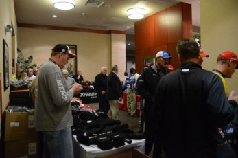 B09C39C3-F8AA-4F8A-8CB6-126D5E241A89