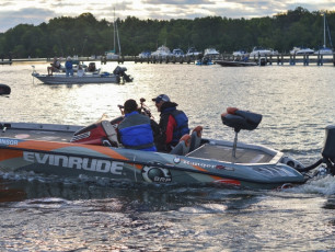 B0F271B0-5AAB-4A15-965A-96E8C5B75B26