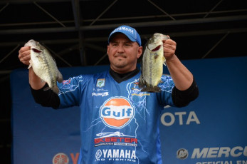 B1A50DC4-AE3B-4804-8D36-895A5E68CDB2