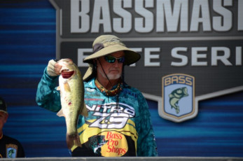 B1AE29A5-334D-489E-8B77-F20FAC27D912